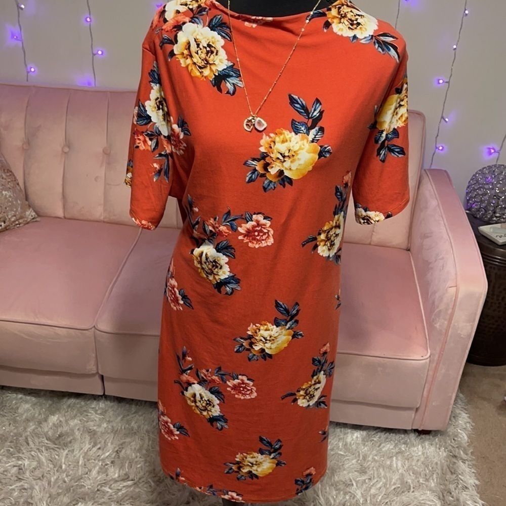 Plus Size Orange Floral Dress From Rue21 Size 4X - Picture 2 of 7
